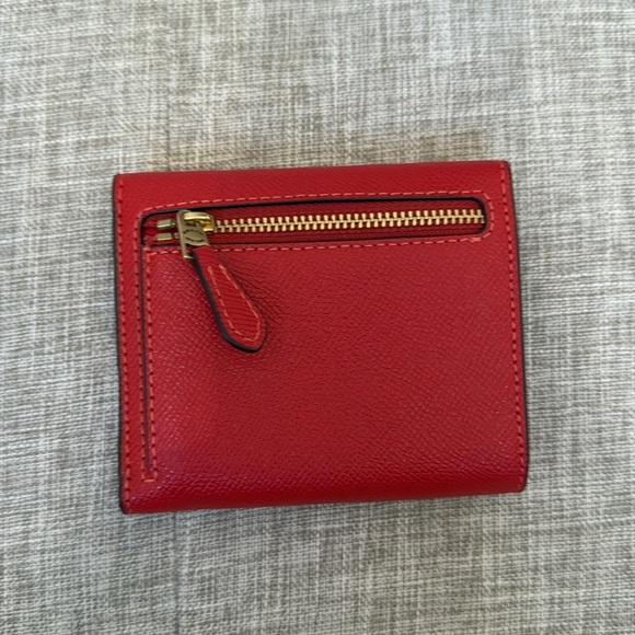 NEW! COACH red card wallet - Picture 3 of 4